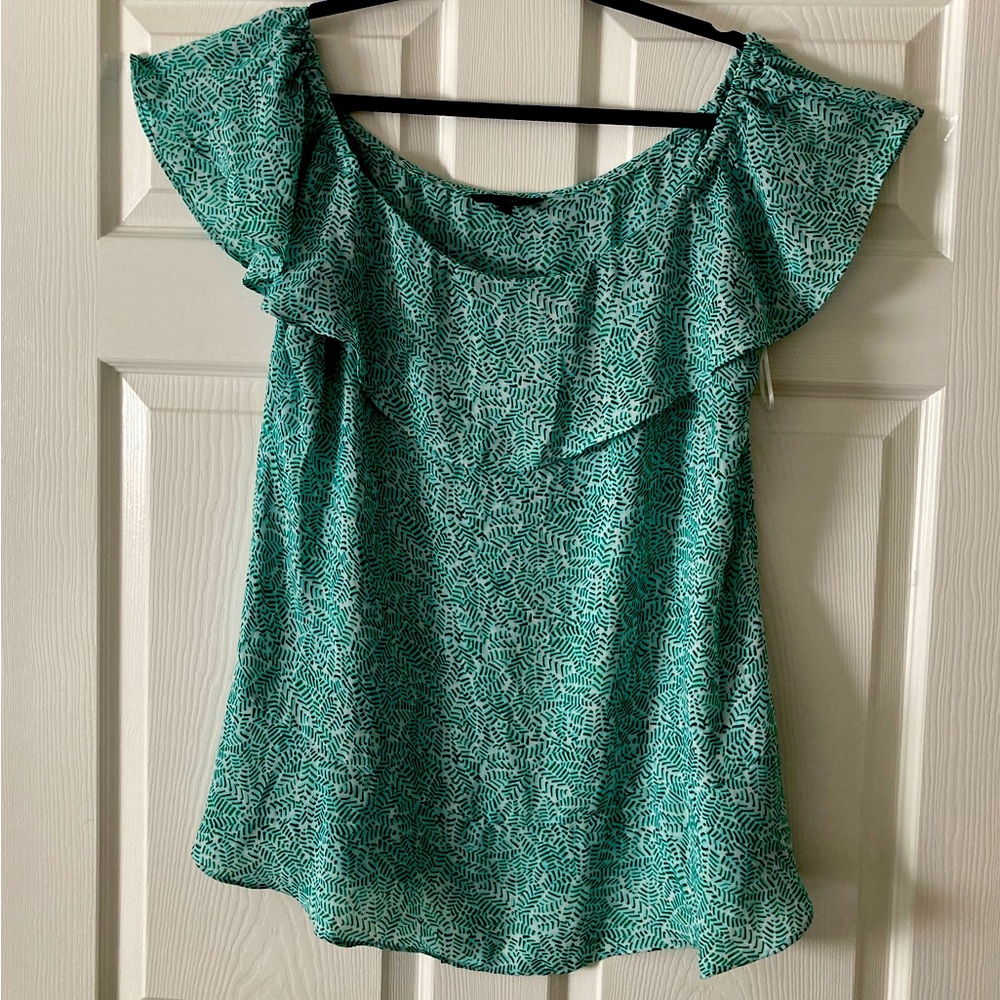 Floaty off shoulder BR blouse